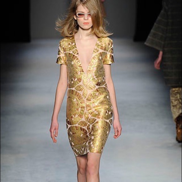 Rochas Dresses & Skirts - Gold Runway Floral Couture Brocade Dress